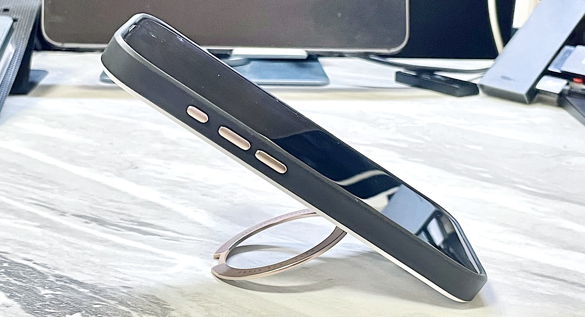 torras-ostand-q3-iphone-case-review-12